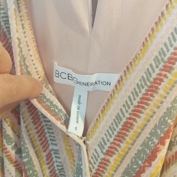 Comfortable Midi Dress - Picture 4 of 8